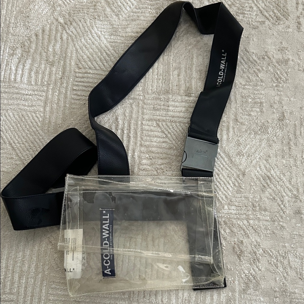 A cold wall clear bag